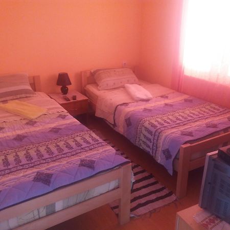 Chalet Ljubicine Kolibe Golubinje Екстериор снимка