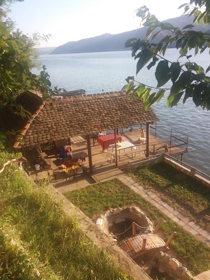 Chalet Ljubicine Kolibe Golubinje Екстериор снимка